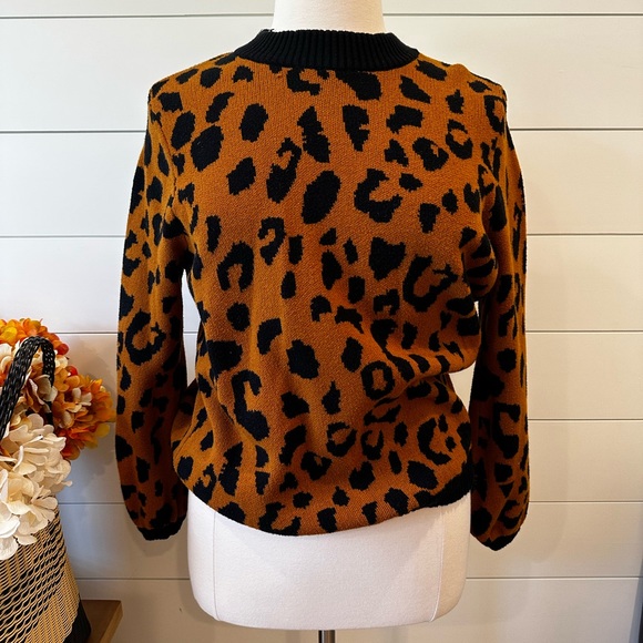 Who What Wear Sweaters - Who What Wear target knit leopard sweater 1X